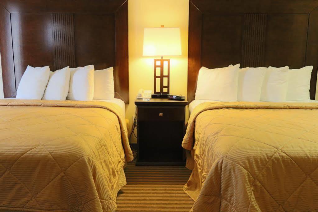 Candlewood Suites Stafford Houston Esterno foto