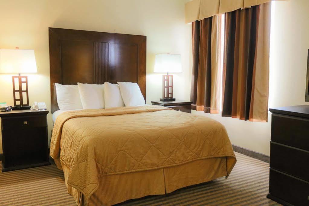 Candlewood Suites Stafford Houston Esterno foto